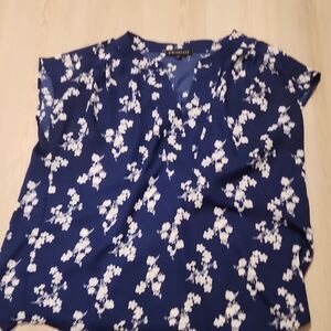 Chic Navy Floral Blouse